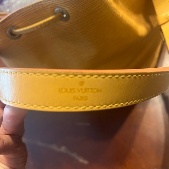 Louis Vuitton Yellow EPI Leather Petit Noe - Picture 6 of 13